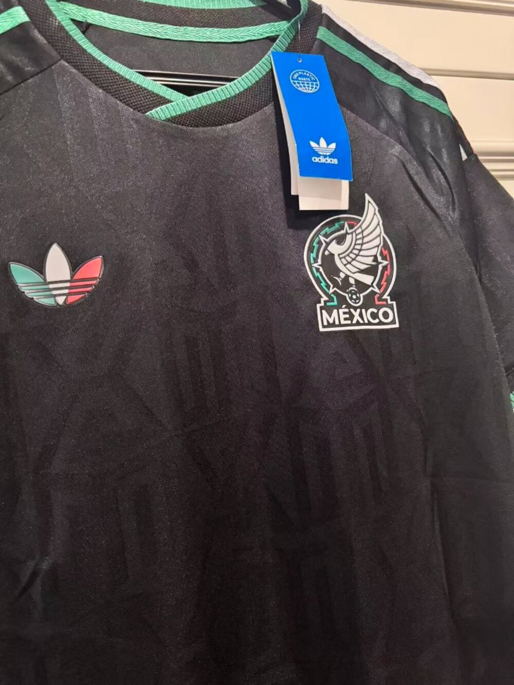 Men’s Mexico 2026 World Cup Jersey - Picture 2 of 11